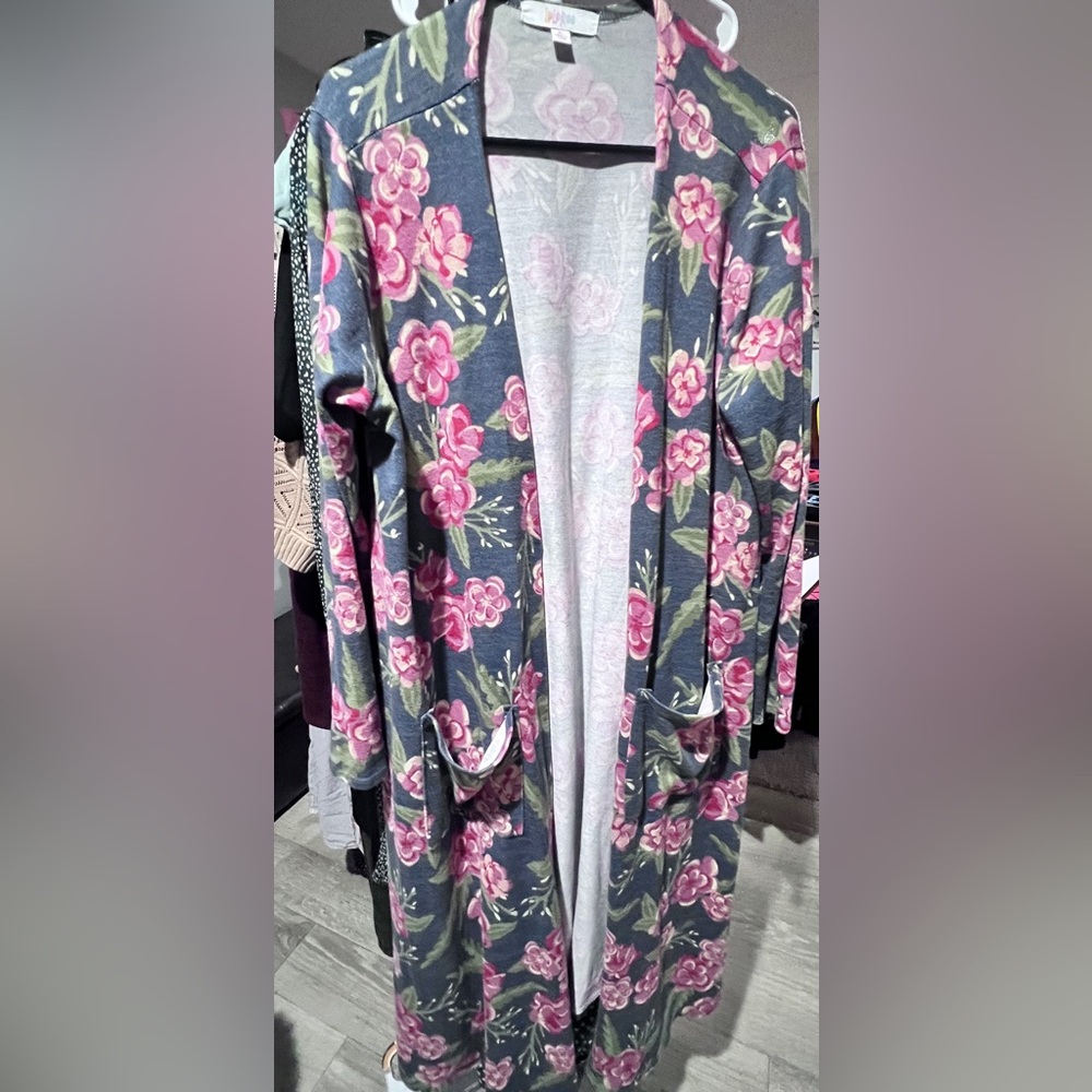 LuLaRoe Floral Open-Front Cardigan in Gray blue and Pink